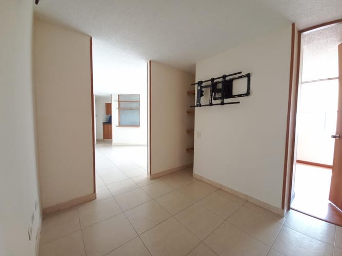 Apartamento de 3 alcobas en venta en San Antonio Norte, Bogotá, 71 m² · foto 14 de 24