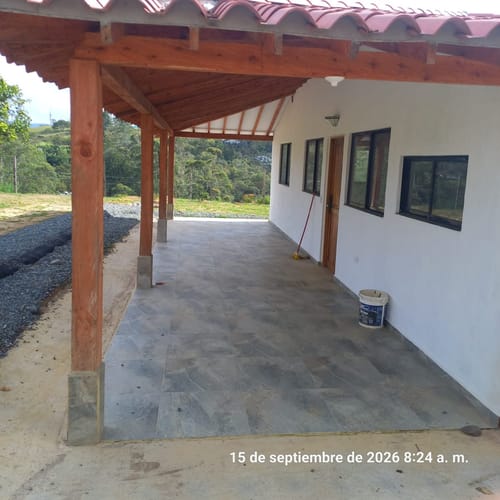 Finca en arriendo en Centro, Rionegro, 220 m² · foto 3 de 24