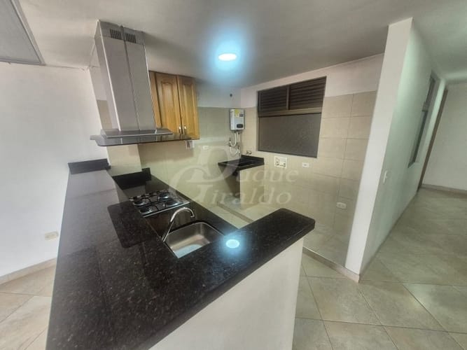 Apartamento de 3 alcobas en arriendo en Alcala, Envigado, 90 m² · foto 17 de 18