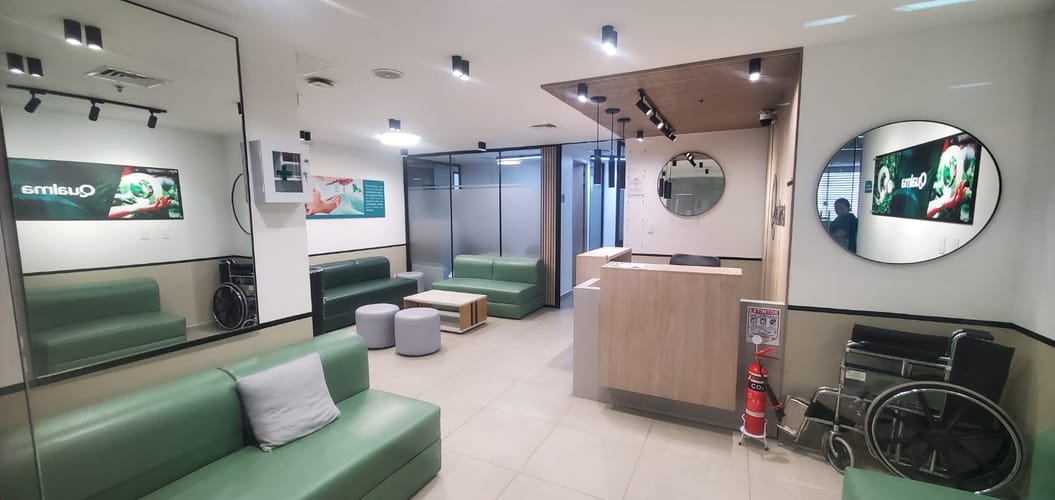 Oficina en arriendo en Villa Carlota, Medellín, 207 m² · foto 3 de 8