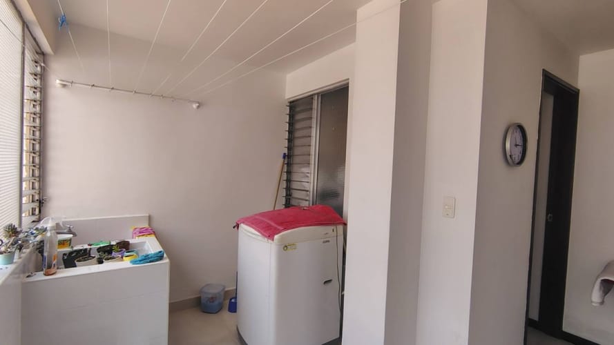 Apartamento de 4 alcobas en venta en Bolivariana, Medellín, 144 m² · foto 9 de 24