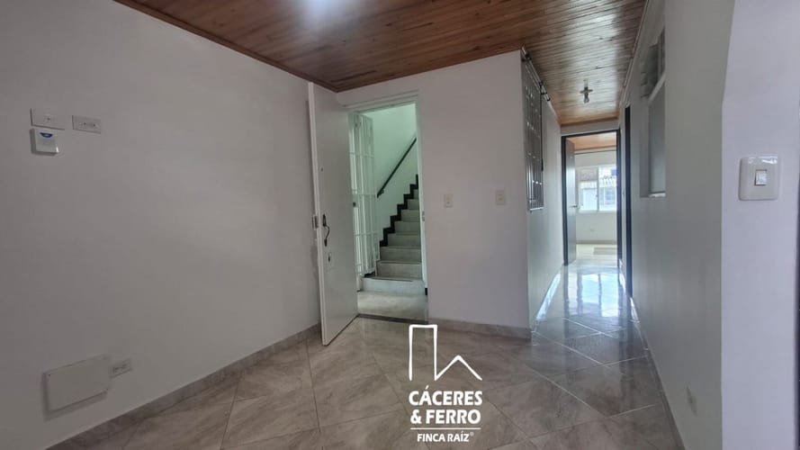 Casa de 12 alcobas en venta en Engativá, Bogotá, 340 m² · foto 14 de 24