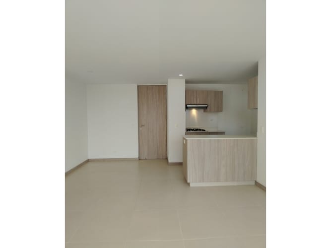 Apartamento de 2 alcobas en arriendo en El Rosal, Rionegro, 70 m² · foto 2 de 10