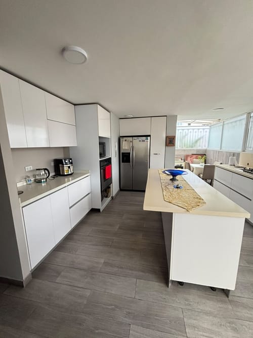 Casa de 5 alcobas en arriendo en Ciudad Jardin, Cali, 250 m² · foto 12 de 24