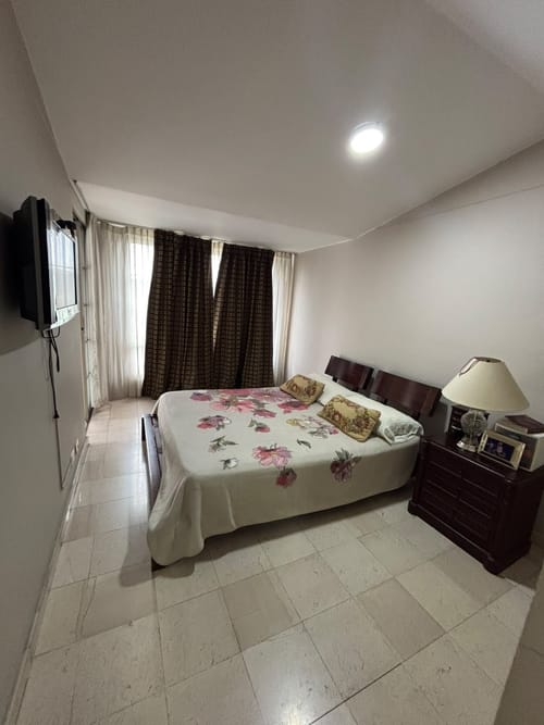 Casa de 5 alcobas en arriendo en Ciudad Jardin, Cali, 250 m² · foto 21 de 24