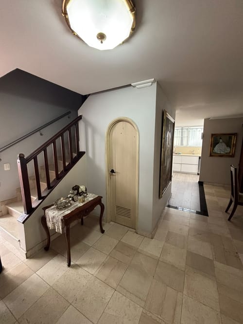 Casa de 5 alcobas en arriendo en Ciudad Jardin, Cali, 250 m² · foto 6 de 24