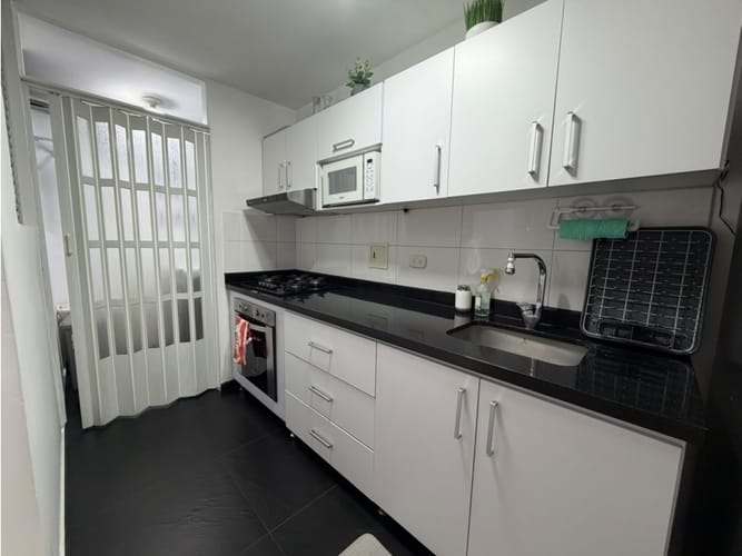 Apartamento de 3 alcobas en venta en Alta Suiza, Manizales, 79 m² · foto 3 de 8