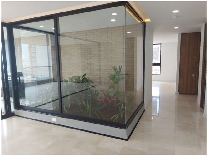 Apartamento de 3 alcobas en venta en Santa Maria De Los Angeles, Medellín, 205 m² · foto 3 de 12