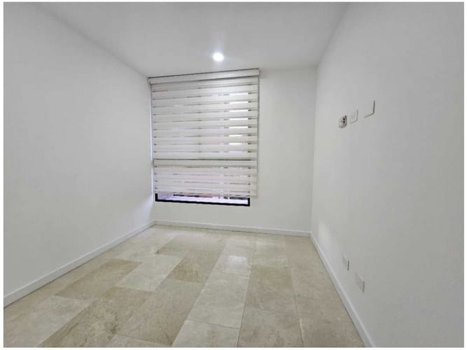 Apartamento de 3 alcobas en venta en Santa Maria De Los Angeles, Medellín, 205 m² · foto 6 de 12