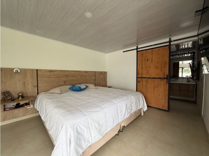 Casa de 5 alcobas en venta en La Francia, Manizales, 305 m² · foto 7 de 20
