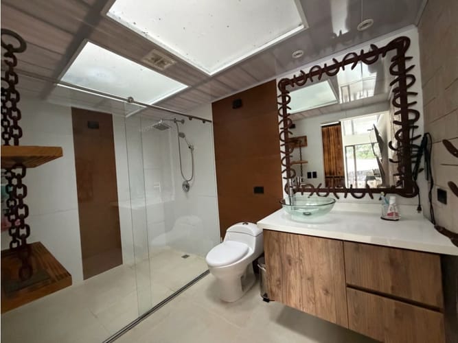 Casa de 5 alcobas en venta en La Francia, Manizales, 305 m² · foto 10 de 20