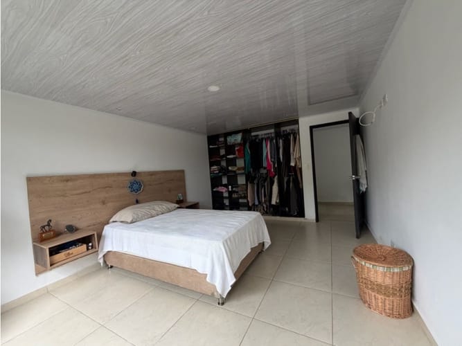 Casa de 5 alcobas en venta en La Francia, Manizales, 305 m² · foto 11 de 20