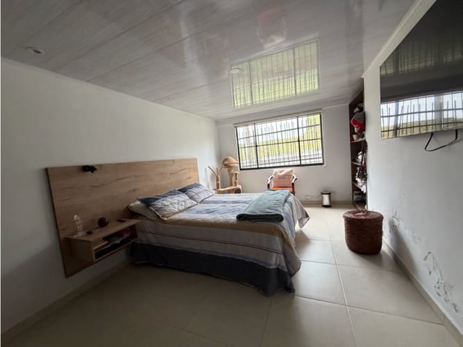 Casa de 5 alcobas en venta en La Francia, Manizales, 305 m² · foto 13 de 20