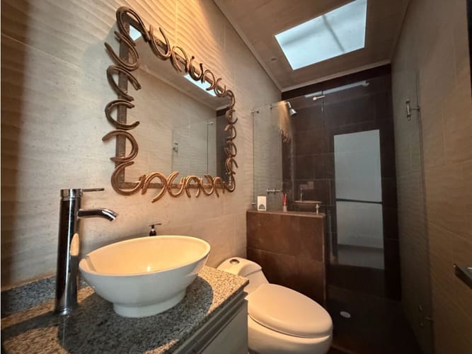 Casa de 5 alcobas en venta en La Francia, Manizales, 305 m² · foto 15 de 20