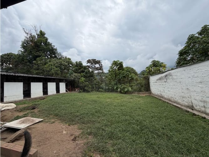 Casa de 5 alcobas en venta en La Francia, Manizales, 305 m² · foto 18 de 20