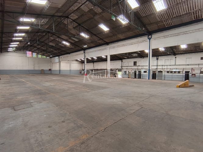 Bodega en arriendo en Manuel Restrepo, Sabaneta, 3197 m² · foto 2 de 24