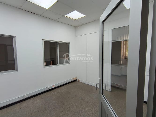 Bodega en arriendo en Manuel Restrepo, Sabaneta, 3197 m² · foto 4 de 24