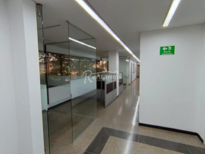 Bodega en arriendo en Manuel Restrepo, Sabaneta, 3197 m² · foto 9 de 24
