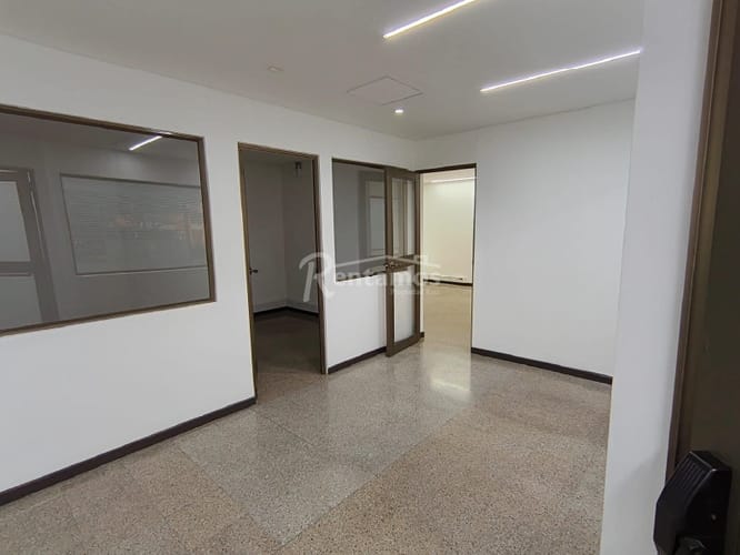 Bodega en arriendo en Manuel Restrepo, Sabaneta, 3197 m² · foto 20 de 24