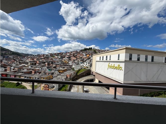 Apartamento de 3 alcobas en venta en Avenida Kevin Angel, Manizales, 76 m² · foto 5 de 13