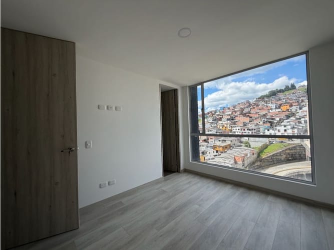 Apartamento de 3 alcobas en venta en Avenida Kevin Angel, Manizales, 76 m² · foto 6 de 13