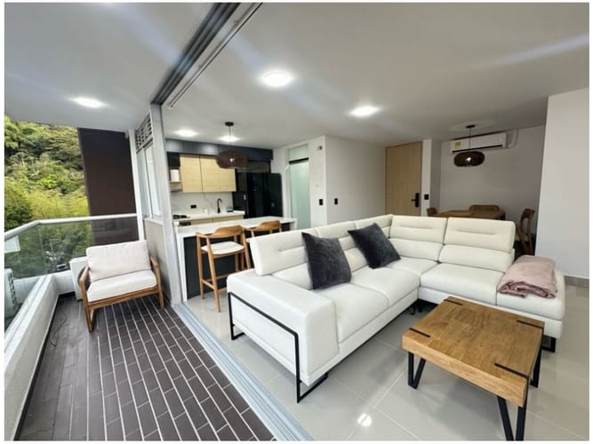 Apartamento de 3 alcobas en venta en Loma Del Indio, Medellín, 88 m² · foto 4 de 18