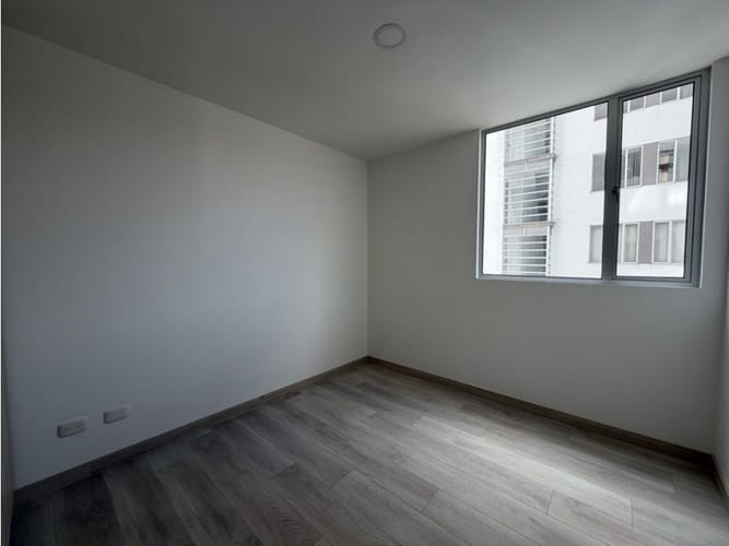 Apartamento de 3 alcobas en venta en Avenida Kevin Angel, Manizales, 76 m² · foto 10 de 13