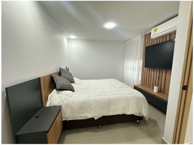 Apartamento de 3 alcobas en venta en Loma Del Indio, Medellín, 88 m² · foto 13 de 18