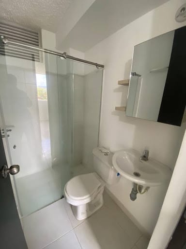 Apartamento de 3 alcobas en arriendo en Frailes, Dosquebradas, 53 m² · foto 11 de 11