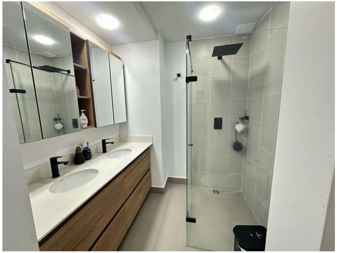 Apartamento de 3 alcobas en venta en Loma Del Indio, Medellín, 88 m² · foto 16 de 18