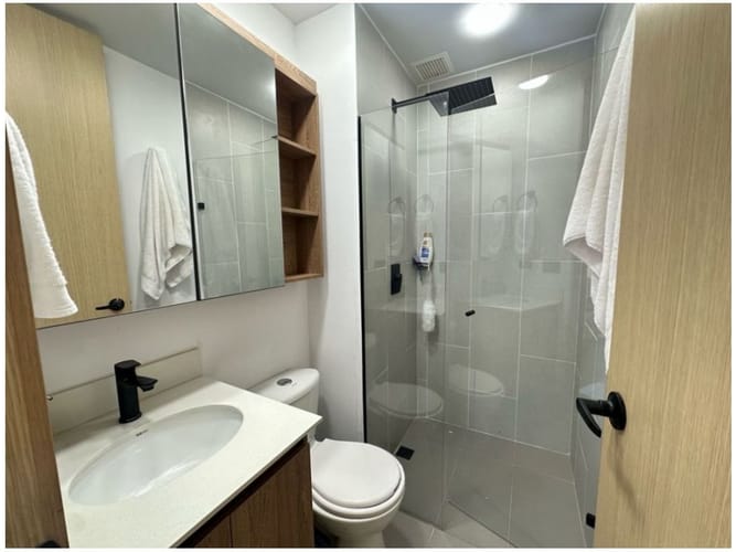 Apartamento de 3 alcobas en venta en Loma Del Indio, Medellín, 88 m² · foto 17 de 18