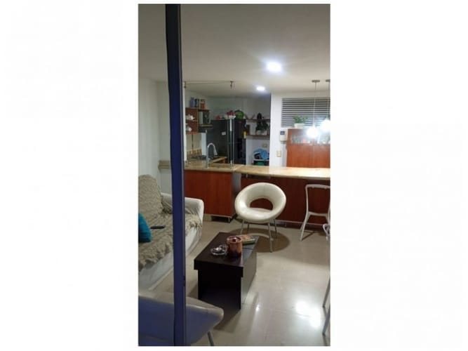 Apartaestudio en venta en La Castellana, Medellín, 67 m² · foto 4 de 12