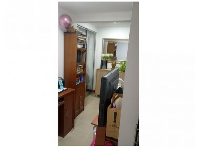 Apartaestudio en venta en La Castellana, Medellín, 67 m² · foto 10 de 12