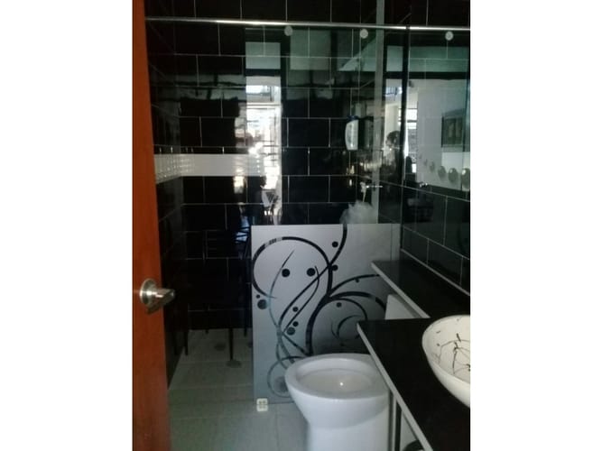 Casa de 7 alcobas en venta en Villa Marina, Ibagué, 336 m² · foto 18 de 24