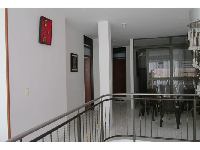 Casa de 7 alcobas en venta en Villa Marina, Ibagué, 336 m² · foto 24 de 24