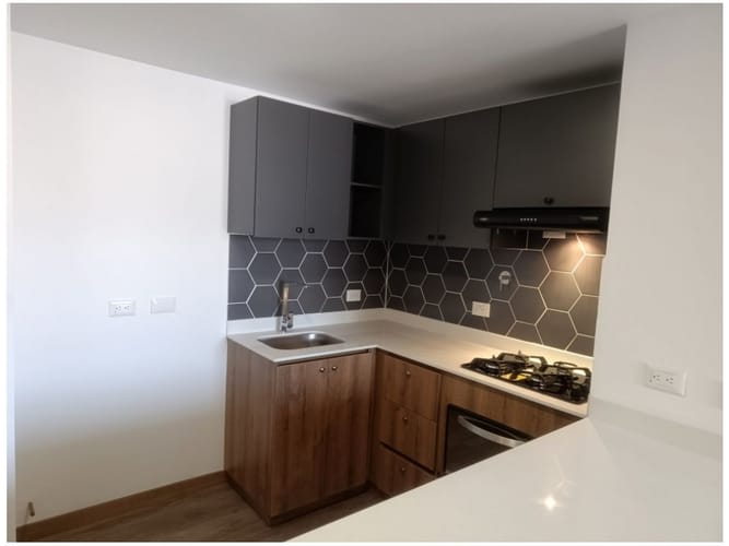 Apartamento de 2 alcobas en venta en San Rafael, Sabaneta, 60 m² · foto 2 de 24
