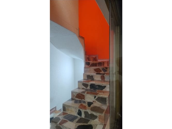 Casa de 5 alcobas en venta en Los Laureles, Bogotá, 210 m² · foto 21 de 24