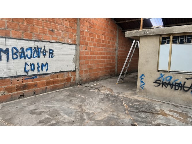 Casa de 5 alcobas en venta en Los Laureles, Bogotá, 210 m² · foto 24 de 24