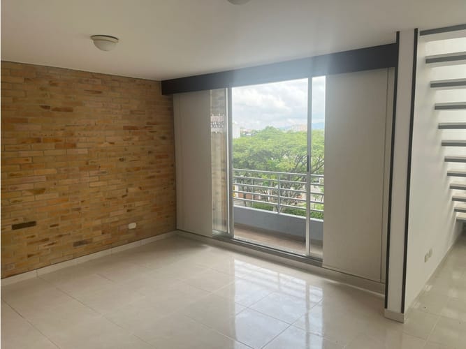 Apartamento de 3 alcobas en venta en Campiña, Ibagué, 95 m² · foto 2 de 24