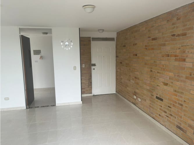 Apartamento de 3 alcobas en venta en Campiña, Ibagué, 95 m² · foto 6 de 24
