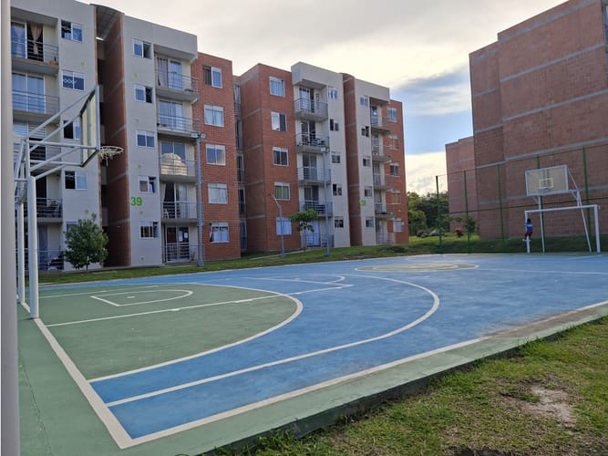 Apartamento de 2 alcobas en venta en Picaleña Y Mirolindo, Ibagué, 46 m² · foto 13 de 20