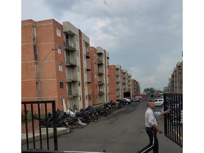 Apartamento de 2 alcobas en venta en Picaleña Y Mirolindo, Ibagué, 46 m² · foto 20 de 20