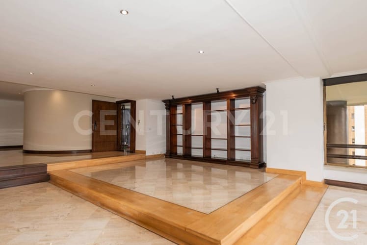 Apartamento de 3 alcobas en arriendo en Urbanizacion Altos De Torremolinos, Medellín, 420 m² · foto 7 de 23