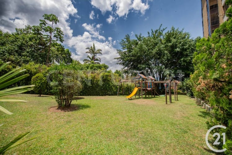 Apartamento de 3 alcobas en arriendo en Urbanizacion Altos De Torremolinos, Medellín, 420 m² · foto 22 de 23