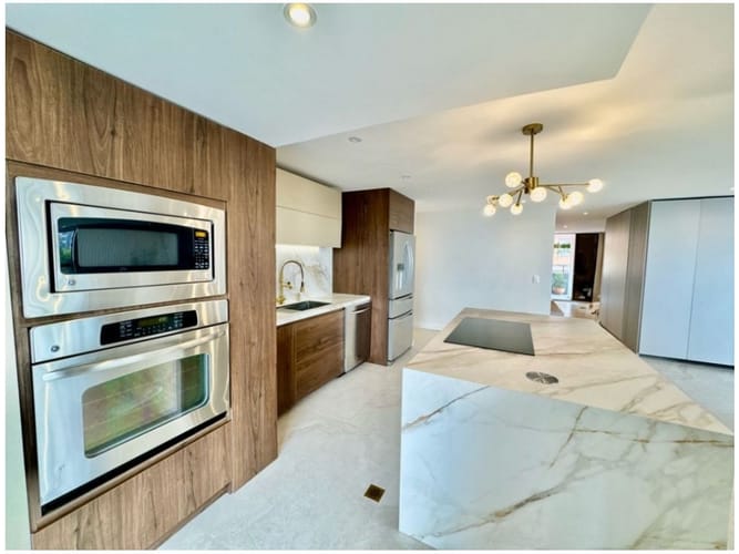 Apartamento de 3 alcobas en venta en San Lucas, Medellín, 180 m² · foto 2 de 24