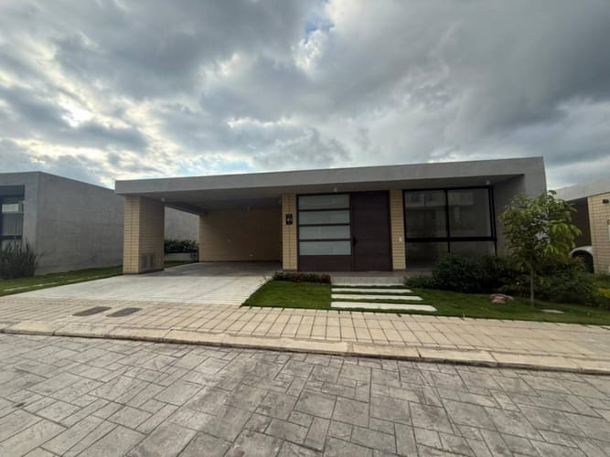 Casa de 3 alcobas en arriendo en Ruitoque, Piedecuesta, 265 m² · foto 2 de 15
