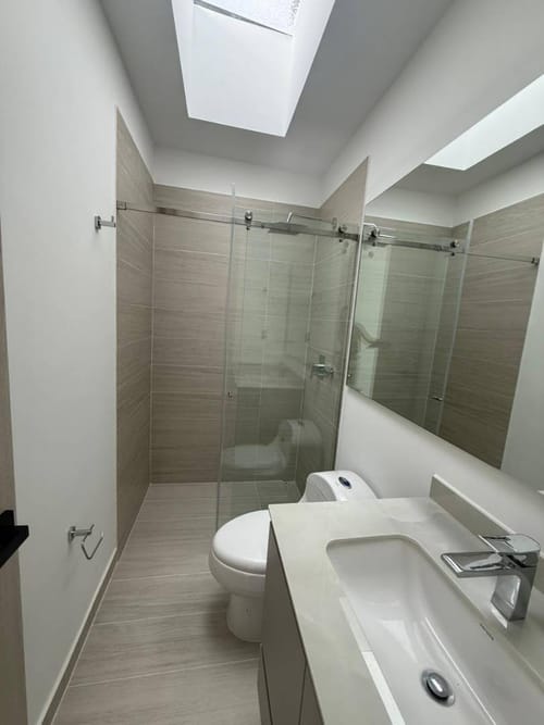 Casa de 3 alcobas en arriendo en Ruitoque, Piedecuesta, 265 m² · foto 9 de 15