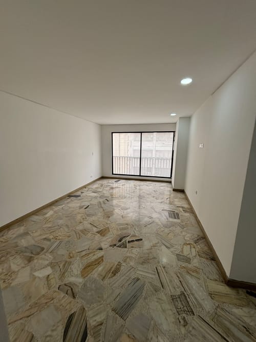 Apartamento de 6 alcobas en arriendo en Santa Teresita, Cali, 270 m² · foto 11 de 24