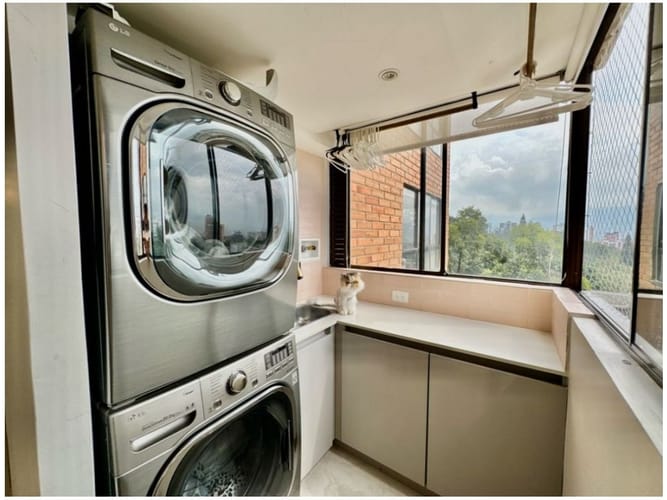Apartamento de 3 alcobas en venta en San Lucas, Medellín, 180 m² · foto 10 de 24