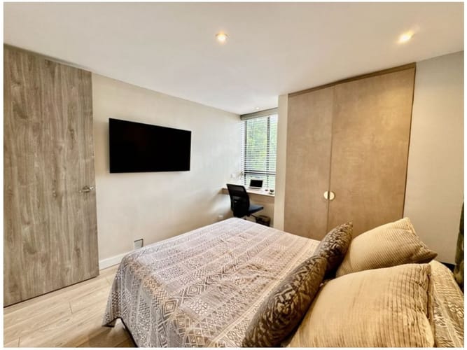 Apartamento de 3 alcobas en venta en San Lucas, Medellín, 180 m² · foto 17 de 24